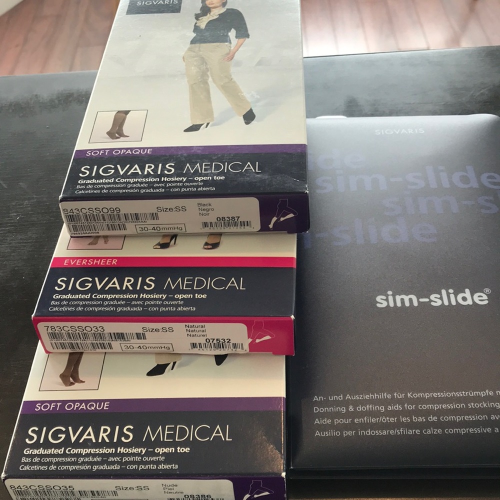 Graduated compression hosiery - Picture 1 of 6